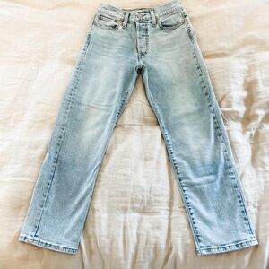 Levi's Wedgie Straight Button Fly Women’s Jeans 28x26